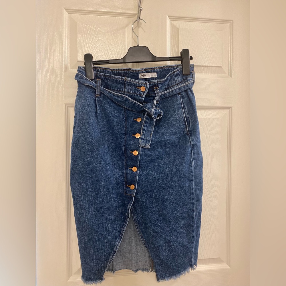 Denim skirt